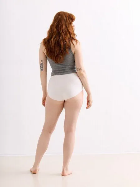 erlich textil erlich textil Light Touch High Waist Taillenslip aus Modal, Ecru, – Produktbild 6 von 6