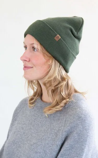 Kopyto Kopyto WOLF - Glatte Zweilagige Beanie Mütze aus 100% RWS-Merinowolle, Olivgrün, – Produktbild 2 von 5