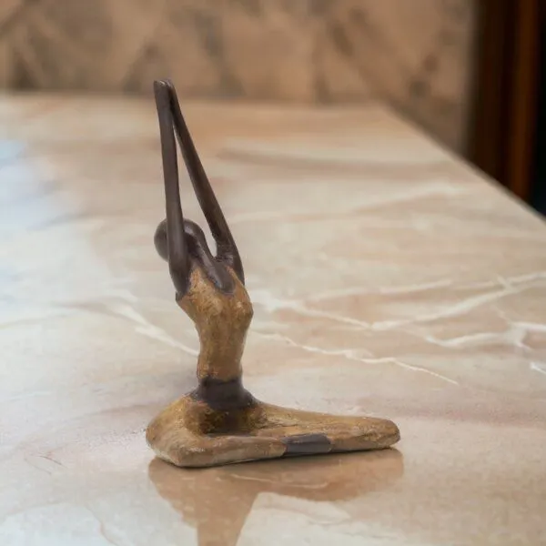 Moogoo Creative Africa Moogoo Creative Africa Bronze-Skulptur Yoga "Adeline" | by Hamidou | Unikate, Braun, – Produktbild 1 von 4