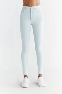 Evermind Evermind Damen vegan Jeans Skinny Fit Eisblau – Produktbild 1 von 1