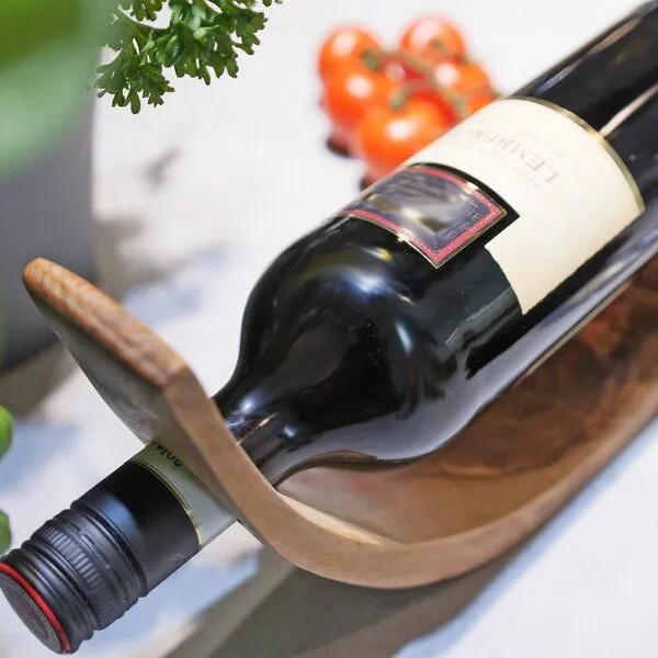 NATUREHOME NATUREHOME Weinflaschenhalter aus Olivenholz 25 cm – Produktbild 3 von 4