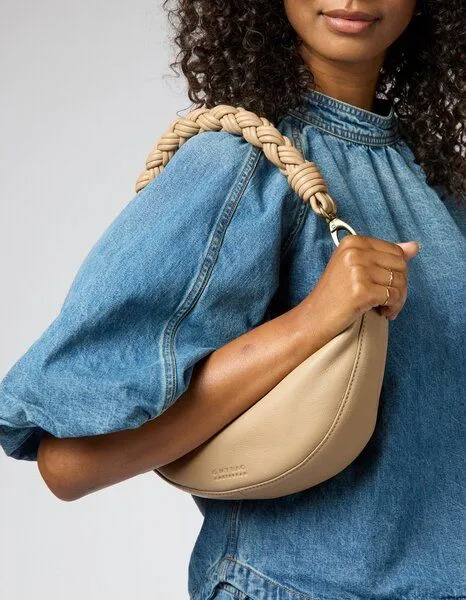 O MY BAG O MY BAG LEO Crossbody Bag mit zwei Riemen, Sand soft grain (beige), – Produktbild 1 von 4
