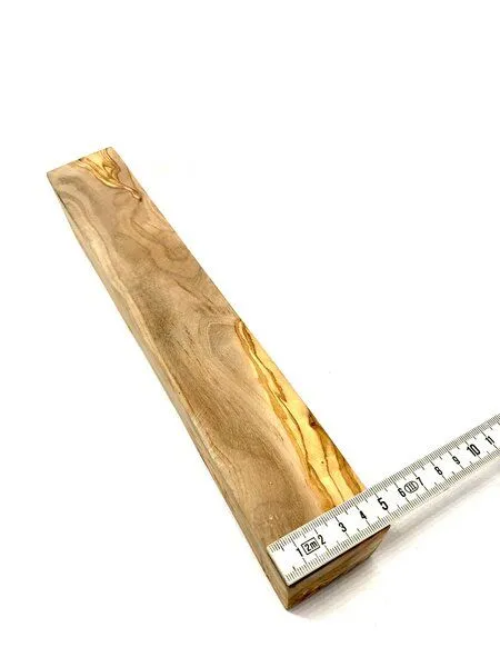 Olivenholz erleben Olivenholz erleben Kanteln 30 x 30 x 300 mm oder 50 x 50 x 300 mm aus Olivenholz – Produktbild 4 von 4
