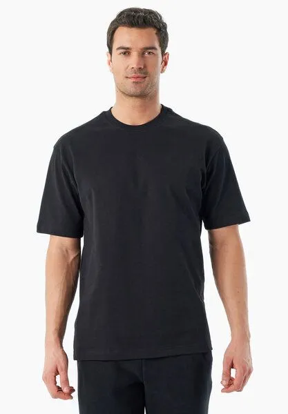 ORGANICATION ORGANICATION TUSSEM | Essentials Travel Unisex T-Shirt aus Bio-Baumwolle, Black, – Produktbild 2 von 3