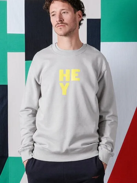 FANTASTIC REALITY STUDIOS Fantastic Reality Studios Hey Sweatshirt – Bio-Baumwolle, Unisex, Grau, – Produktbild 2 von 4
