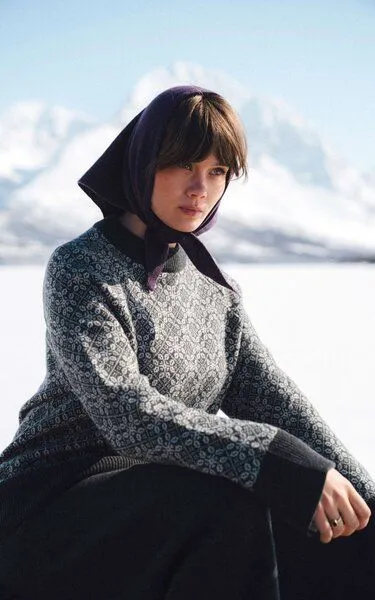 Kopyto Kopyto BARIBAL - Damen Oversize Boxy Stickpullover Beskiden-Muster 100% Merinowolle, Dunkelgrau, – Produktbild 1 von 4