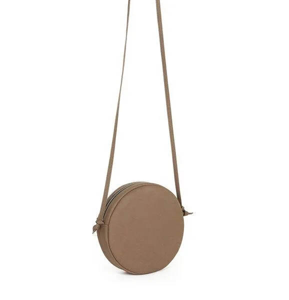 ELEKTROPULLI Vegane Runde Schultertasche RUT von ElektroPulli, Graubraun mit silber rv, – Produktbild 3 von 4