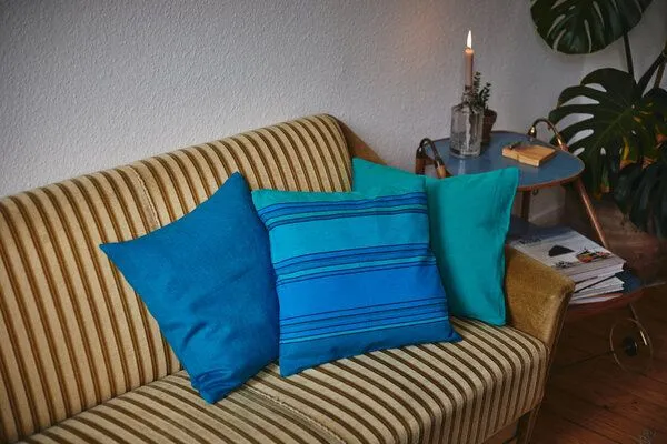HängemattenGlück HängemattenGlück Sofakissen 40x40cm Latex & Kapok, Blau, – Produktbild 4 von 4