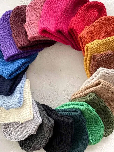Kopyto Kopyto LUCHS – Gerippte Merino-Mütze aus 100 % RWS-Merinowolle, Dunkelgrün, – Produktbild 2 von 5