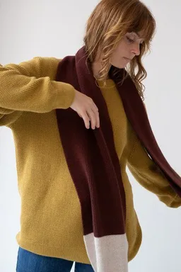 TIRALAHILACHA TIRALAHILACHA Tayo chunky wool scarf in two-tone – Produktbild 1 von 1