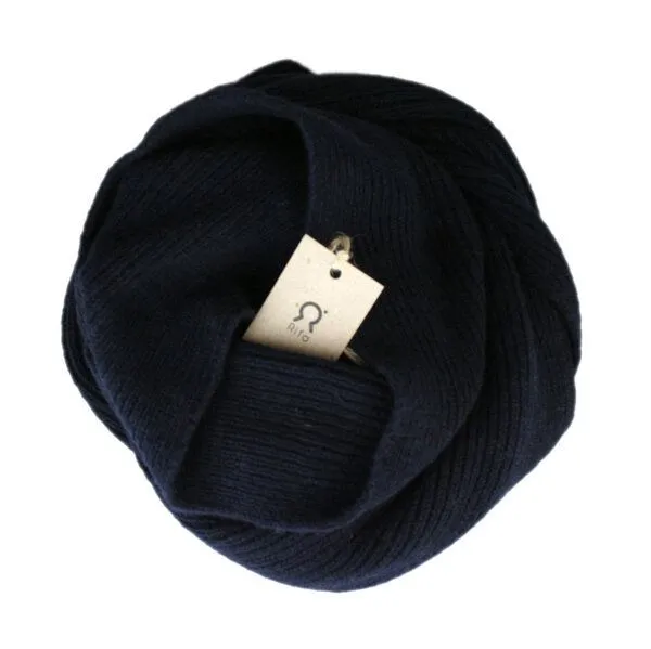 Rifò - Circular Fashion Made in Italy Rifò - Circular Fashion Made in Italy Schal Federico aus recycelter Kaschmirwolle, Blau mora, – Produktbild 1 von 4