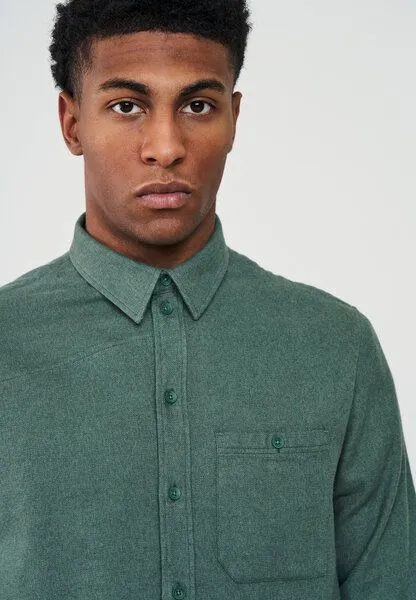 recolution Hemd aus Tencel Bio-Baumwolle Mix | DISANTHUS TWOTONE recolution, Deep green (grün), – Produktbild 4 von 4