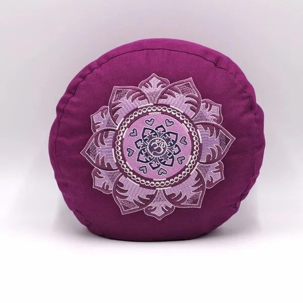 BAGHI BAGHI Meditationskissen rund mit OM Mandala Bestickung, Lila, – Produktbild 1 von 4