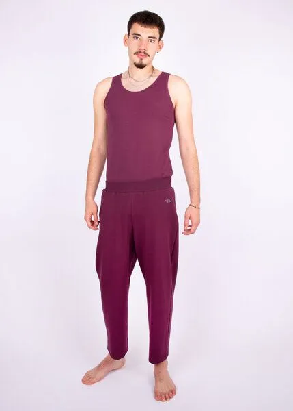 ÆVRIL ÆVRIL Unisex Yogahose // Aubergine Red // Bio-Baumwolle – Produktbild 1 von 4