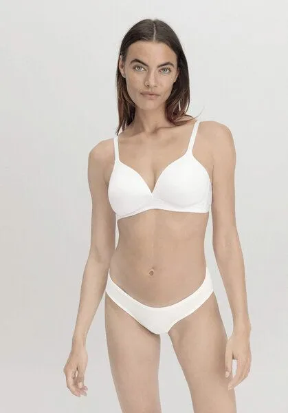 hessnatur hessnatur Spacer BH bügellos PURE SENSE aus TENCEL Modal, Naturweiss, – Produktbild 1 von 4