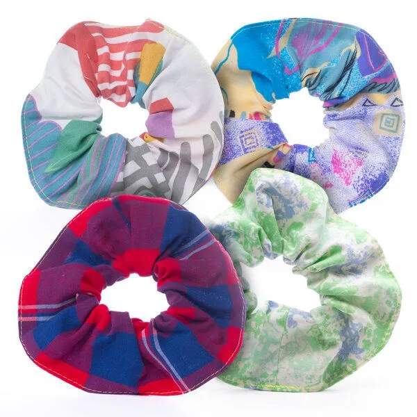 soki soki Scrunchie aus Omi´s alter Bettwäsche – Produktbild 3 von 3