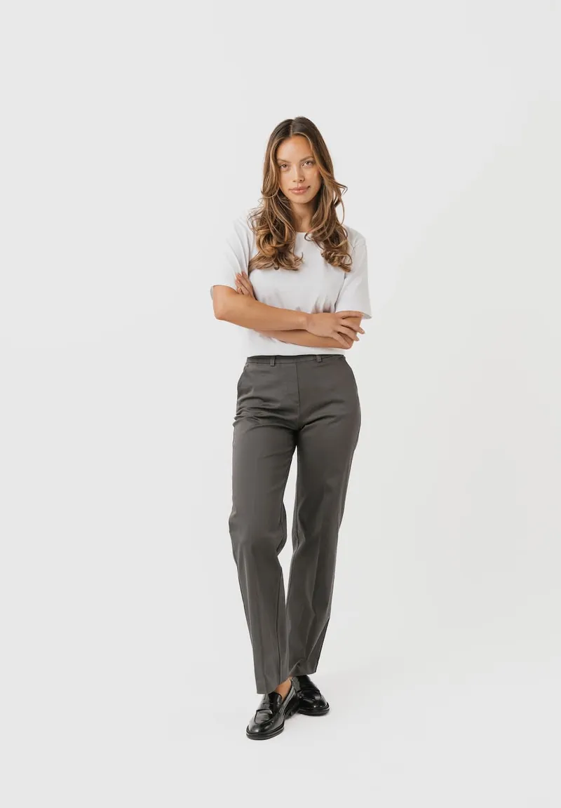 LAURIE LAURIE Damen vegan Hose Phoebe Loose Ml Anthrazit, Dunkelgrau, – Produktbild 1 von 2