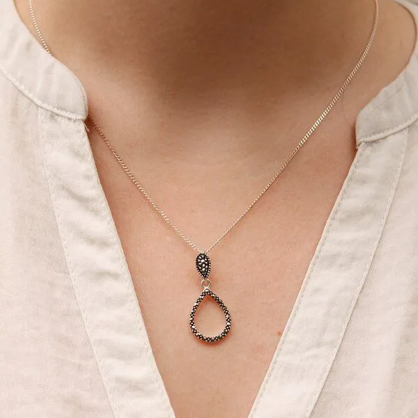 pakilia pakilia Silber Kette Regentropfen Fair-Trade und handmade – Produktbild 4 von 4