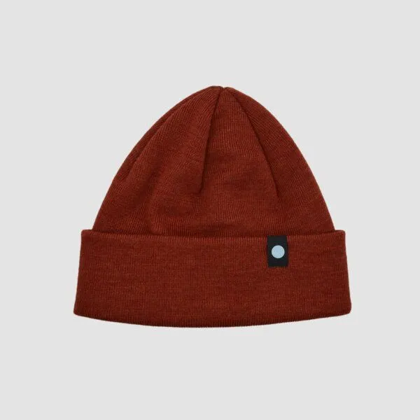 wysf. | what you stand for. wysf. | what you stand for. kurze Mütze, Bio-Merinowolle, Made in Deutschland, Unisex, Feinstrick, Rot (rost), – Produktbild 2 von 4