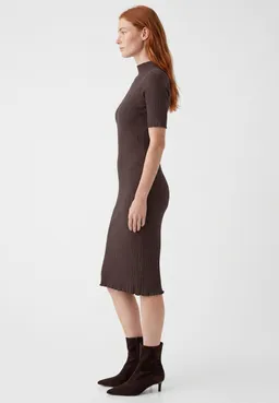 ORGANICATION ORGANICATION Damen vegan Kleid Aus Geripptem Strick Farbe Kakao Puder – Produktbild 1 von 1