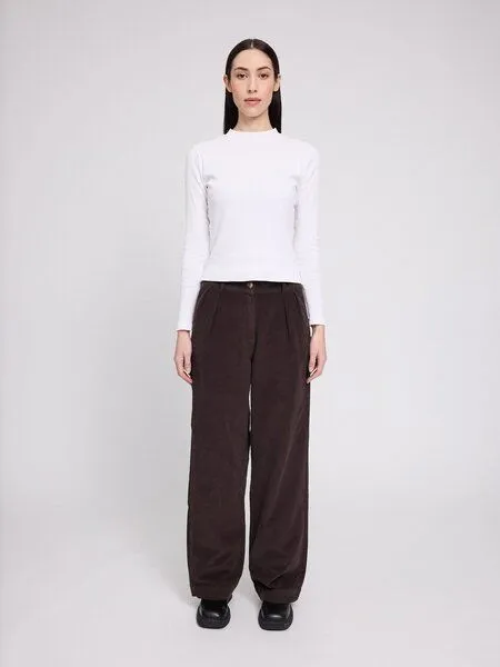 Mazine Mazine Damen "Pleated" Cordhose aus 99% Bio-Baumwolle und 1% Elasthan, Dark chocolate (braun), – Produktbild 2 von 4
