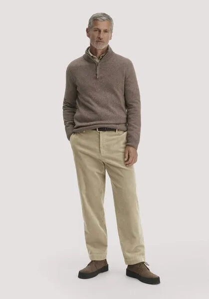 hessnatur hessnatur Cordhose RONNEL Relaxed aus Bio-Baumwolle, Sand, – Produktbild 1 von 3