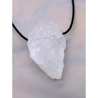 OneWorldMinerals OneWorldMinerals Bergkristall, roh belassene Schmuckanhänger (entgratet) – Produktbild 1 von 1