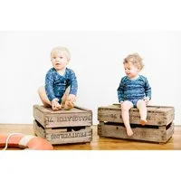 Holy Water Holy Water Body Papierboot – Produktbild 1 von 1
