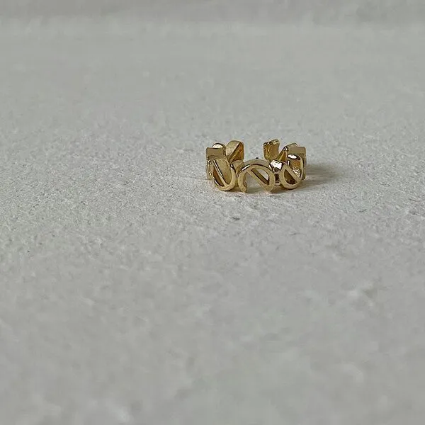 noemvri fashion label noemvri fashion label Logo earcuff, Gold, – Produktbild 1 von 4