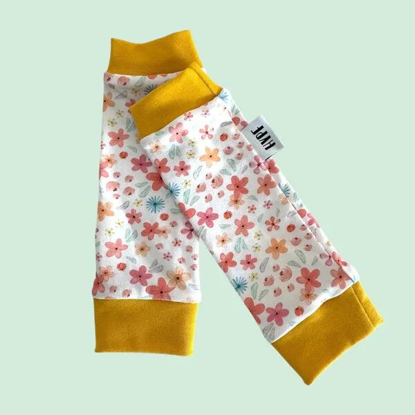 Hypf Hypf Babystulpen 100% Baumwolle, Weiss (blumen), – Produktbild 1 von 3