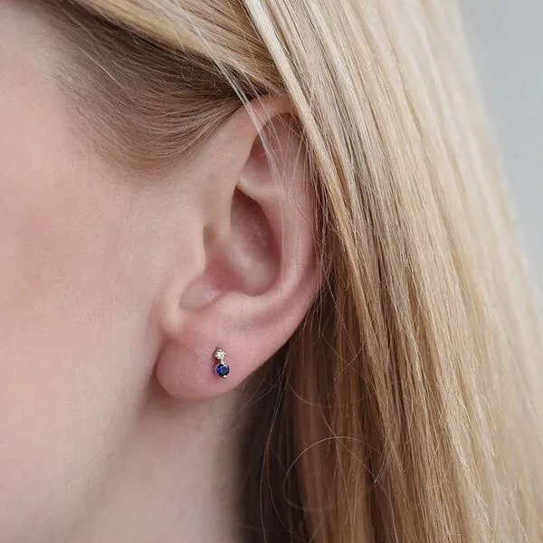 Eppi Eppi Minimalistische Ohrringe mit Saphiren und Diamanten Durante, Weiss, – Produktbild 4 von 4