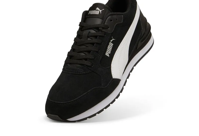 Puma Puma ST RUNNER V4 SD Sneaker mit Retro-Style, aus Leder, mit SOFTFOAM+ Einlegesohle, Schwarz, – Produktbild 5 von 5