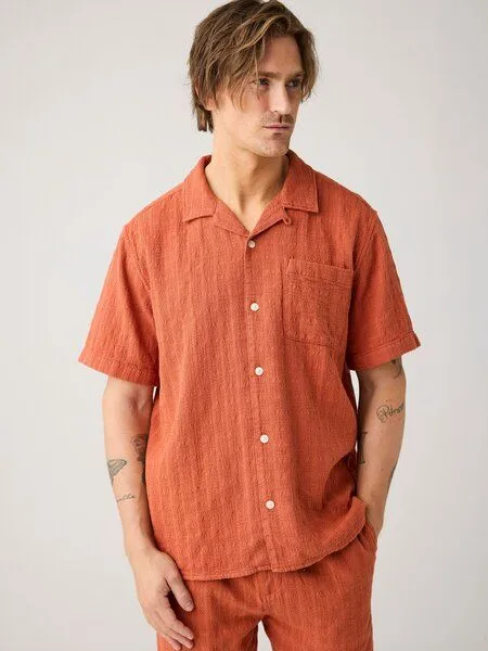 KnowledgeCotton Apparel KnowledgeCotton Apparel Kurzarm Hemd mit Strucktur aus Bio-Baumwolle, Grün-twill, – Produktbild 2 von 3