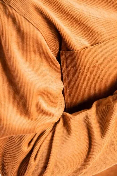 Jyoti - Fair Works Jyoti - Fair Works Bio-Baumwollcord Shacket Kalagi, Zimt, – Produktbild 3 von 4