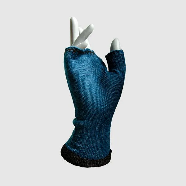 LANARTO slow fashion LANARTO slow fashion Pulswärmer zweifarbig gestrickt aus Merinowolle, Petrol, – Produktbild 2 von 2