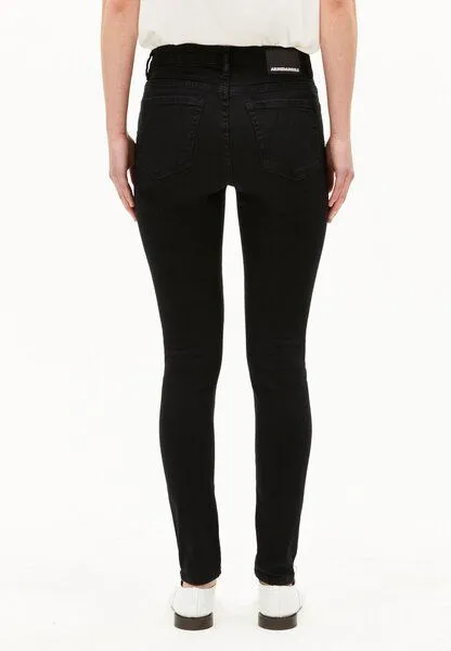 ARMEDANGELS ARMEDANGELS TILLAA Damen Skinny Jeans Mid Waist Bio-Baumwoll Mix X-Stretch, Rinse black, – Produktbild 2 von 4