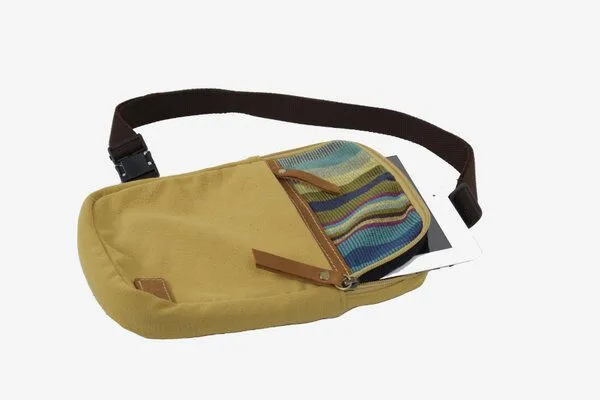 Dragolina Dragolina Crossbody Tablettasche Faun W. mit Webstoff der Pwo Karen, Schilf (gelb), – Produktbild 4 von 4