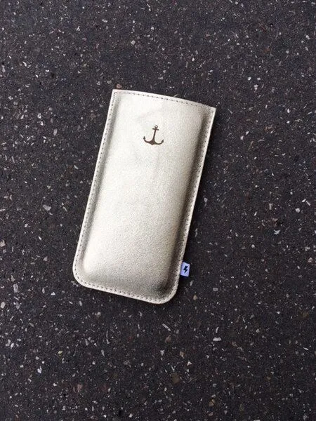 ELEKTROPULLI ELEKTROPULLI Handyhülle für dein iPhone 6-8 ohne Bumper, Gold mit anker, – Produktbild 2 von 2