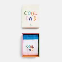 Natural Vibes Natural Vibes Cool Dad | Bio GOTS | Geschenkset Papa ist der Coolste | Bestickte Tennissocken | Herren Damen Socken | Vatertag – Produktbild 1 von 1