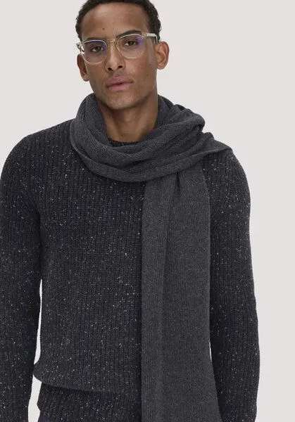 hessnatur hessnatur Strickschal aus Bio-Merinowolle mit recycelter Wolle und Bio-Baumwolle, Anthrazit, – Produktbild 1 von 3