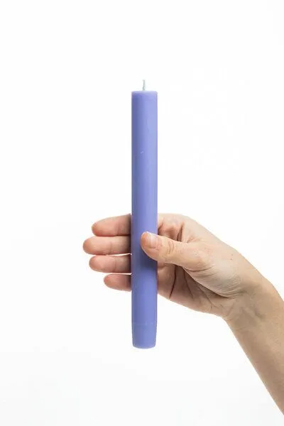 Tranquillo Handgearbeitete Stabkerzen GLUMI sky 4er-Set, 20 cm - blau – Produktbild 3 von 4