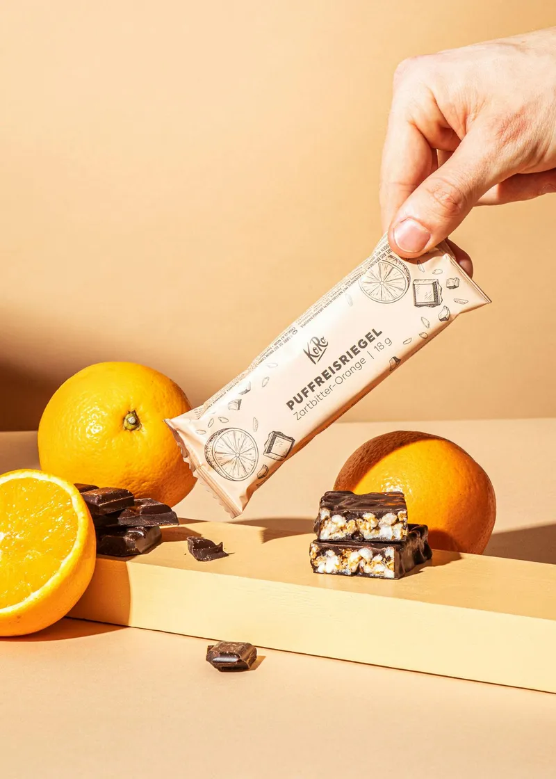 KoRo Puffreisriegel in Zartbitterschokolade mit Orange 18 g – Produktbild 5 von 5