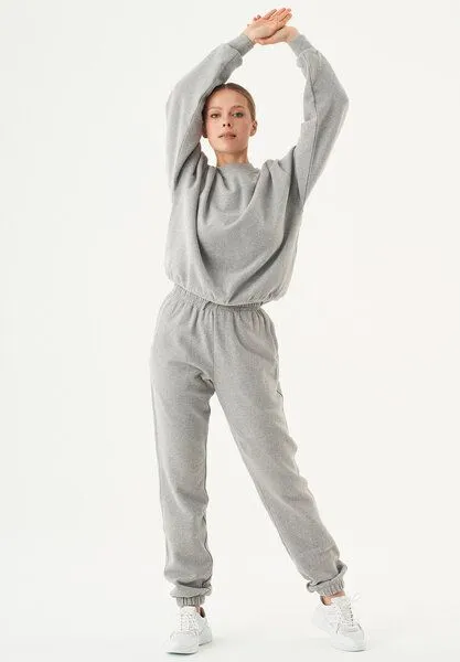 ORGANICATION ORGANICATION ESSENTIALS-BUKET- Soft Touch Sweatshirt aus Bio-Baumwolle, Grey melange, – Produktbild 2 von 3
