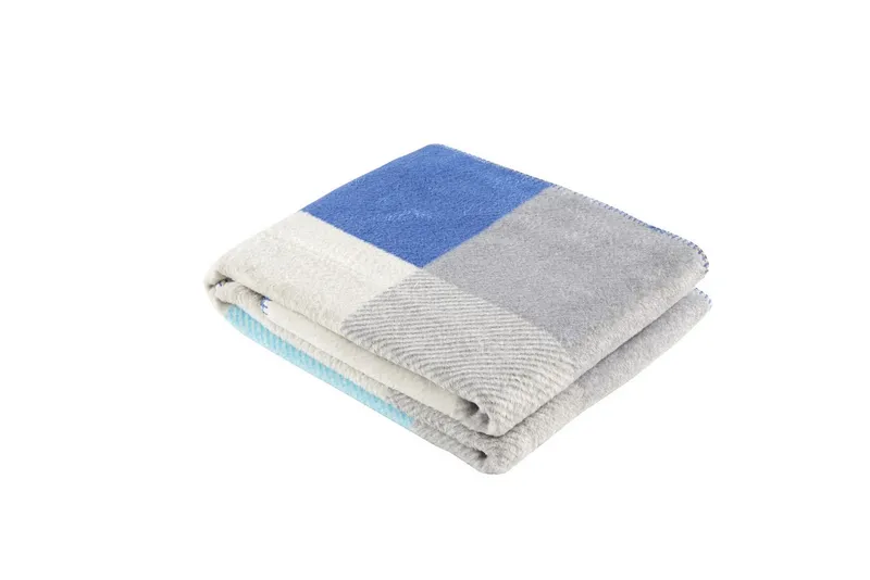 Wohndecke Wohndecke - 4 Jahreszeiten -160x200 cm / Sofadecke / Schlafdecke, livessa, Soft-Touch-Gefühl / 50% Baumwolle, 45% Acryl, 5% Polyester / 1650g, Blau, – Produktbild 3 von 5