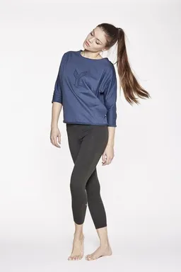 YOIQI YOIQI Sweater Pulli aus biologischer Baumwolle mit Y Logo – Produktbild 1 von 1
