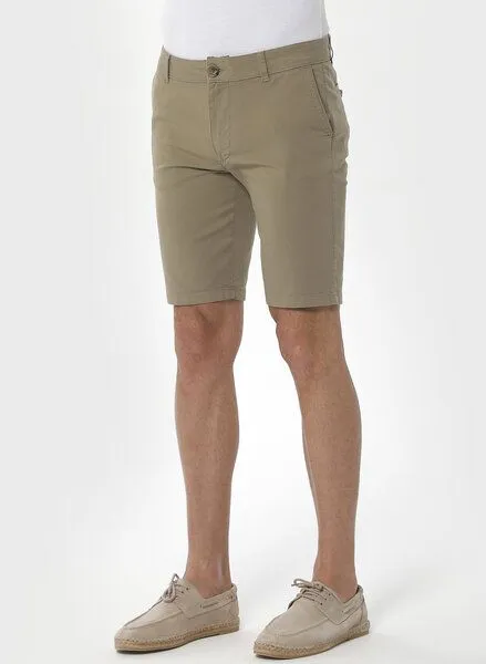 ORGANICATION ORGANICATION Slim Chino-Shorts aus Bio-Baumwolle, Grün(olive), – Produktbild 3 von 3