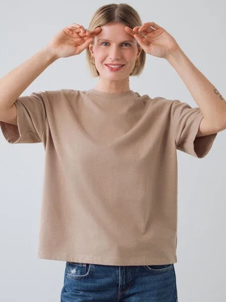 Honest Basics Honest Basics OG Shirt aus Bio- und recycelter Baumwolle, Dune, – Produktbild 1 von 4