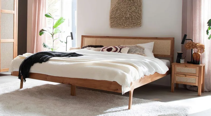 OTTO home Massivholzbett Hällevik, Kopfteil höhenverstellbar, Eiche massiv, mit Wiener Geflecht (mehrere Breiten), skandinavischer Stil, Made in EU, FSC®-zertifiziert, sehr stabil, Beige, – Produktbild 2 von 8