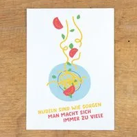 Bow & Hummingbird Bow & Hummingbird Postkarte "Nudeln sind wie Sorgen" aus Recyclingpapier – Produktbild 1 von 1