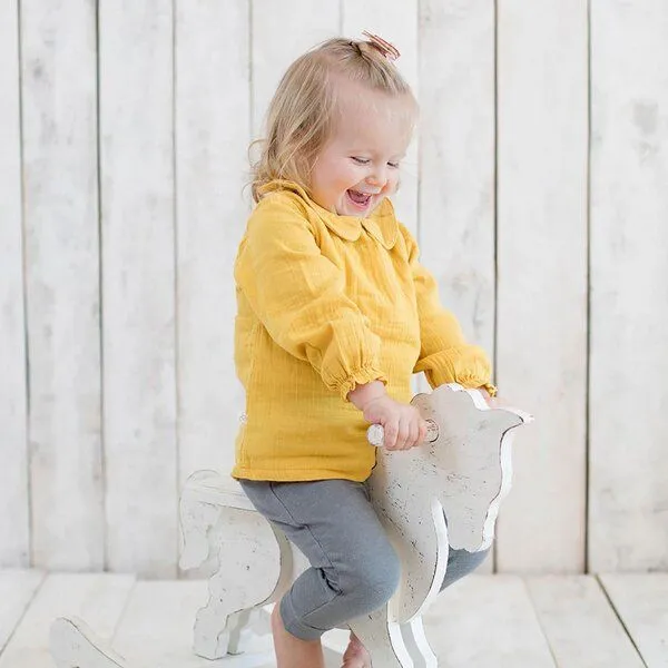 OrganicEra OrganicEra Bio Musselin Peter Pan Kragen Bodysuit Bluse, Senf, – Produktbild 1 von 3